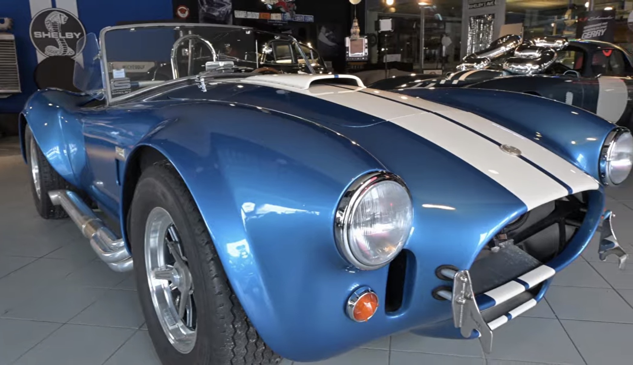 Shelby Cobra – Un mythe automobile